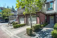 32 19560 68 AVENUE - thumbnail 1