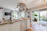 42 6568 193B STREET - thumbnail 18