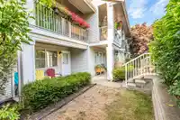 42 6568 193B STREET - thumbnail 35