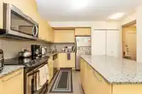 310 10822 CITY PARKWAY - thumbnail 9
