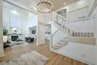 9709 CROWN CRESCENT - thumbnail 3