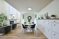 9709 CROWN CRESCENT - thumbnail 8
