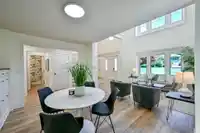 9709 CROWN CRESCENT - thumbnail 9