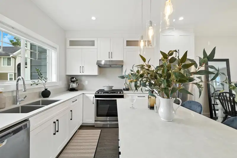 40 19501 74 AVENUE - photo 4 of 30