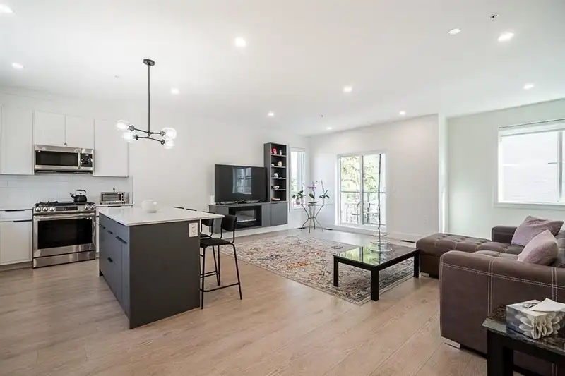 15 6138 128 STREET - photo 3 of 21