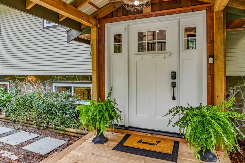 26030 103 AVENUE - photo 2 of 25