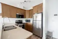 215 8183 121A STREET - thumbnail 12