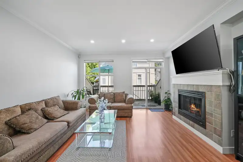 30 8383 159 STREET - photo 3 of 25