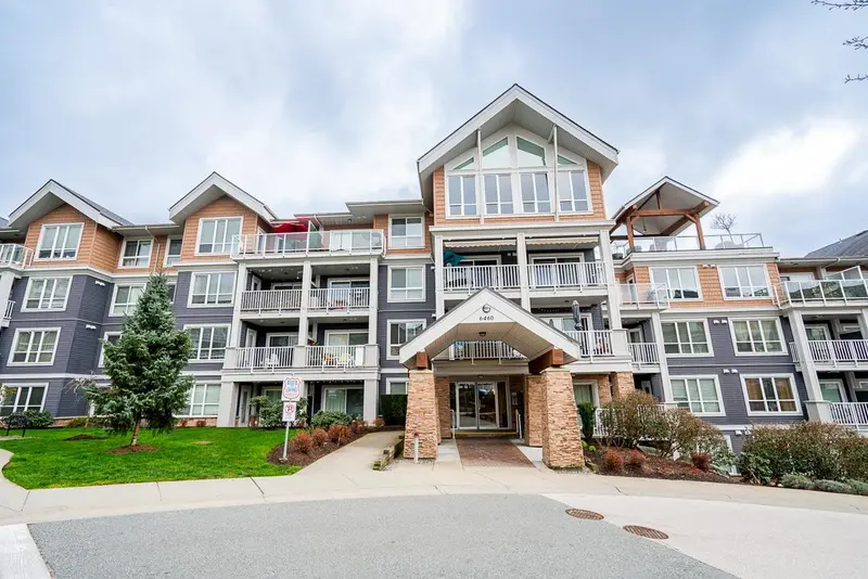 311 6460 194 STREET - photo 4 of 25