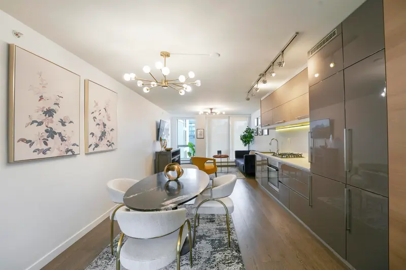 608 189 KEEFER STREET - photo 2 of 25