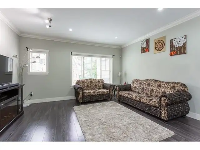 64 19097 64 AVENUE - photo 4 of 39