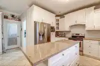 16226 96B AVENUE - thumbnail 4