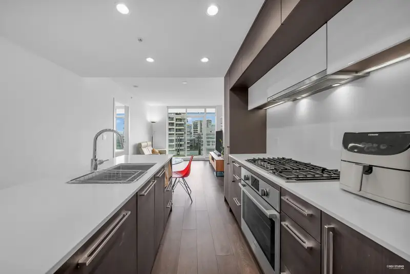 901 5580 NO. 3 ROAD - photo 3 of 25