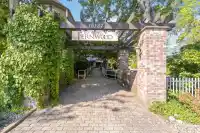 105 16137 83 AVENUE - thumbnail 1