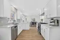 6323 171A STREET - thumbnail 12