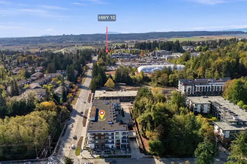211 14398 60 AVENUE - photo 3 of 16