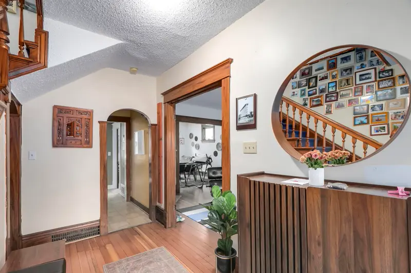 3151 HEATHER STREET - photo 2 of 16