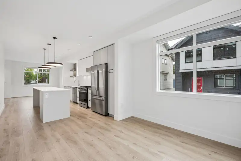 22 17429 59 AVENUE - photo 3 of 19