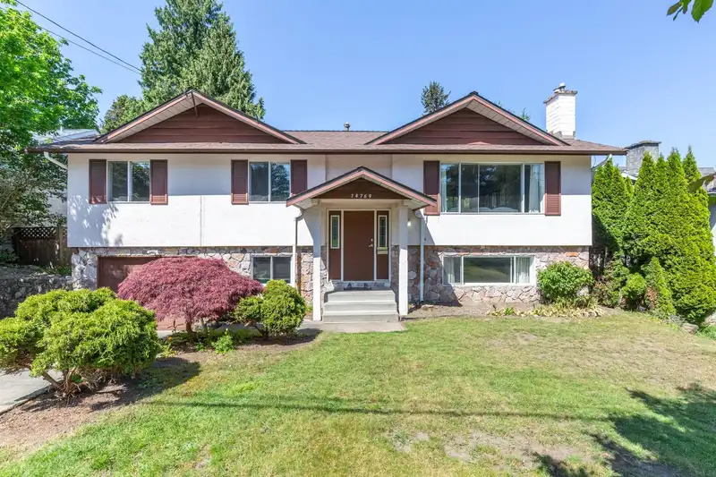 14769 110 AVENUE - photo 1 of 30