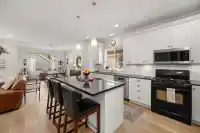 18980 67A AVENUE - thumbnail 4