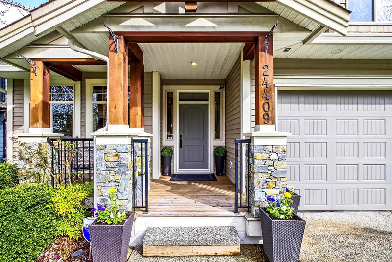 24409 KIMOLA DRIVE - photo 2 of 25