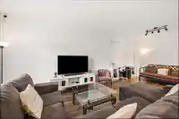 16539 59A AVENUE - thumbnail 3
