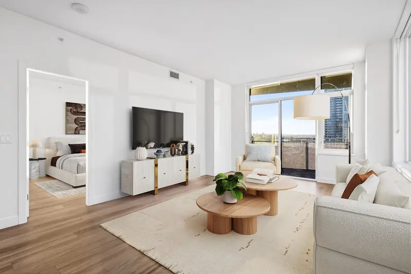 1107 4433 ALASKA STREET - photo 2 of 25