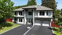 8034 166 STREET - thumbnail 1