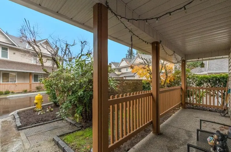 16 20699 120B AVENUE - photo 3 of 25