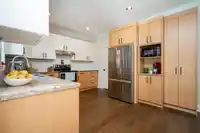 5939 165A STREET - thumbnail 12