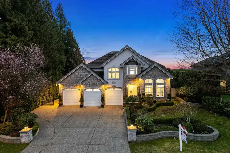 15328 N KETTLE CRESCENT - photo 1 of 25