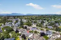 5818 167A STREET - thumbnail 37
