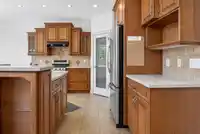 5818 167A STREET - thumbnail 9