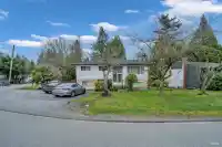 12521 GROVE CRESCENT - thumbnail 1