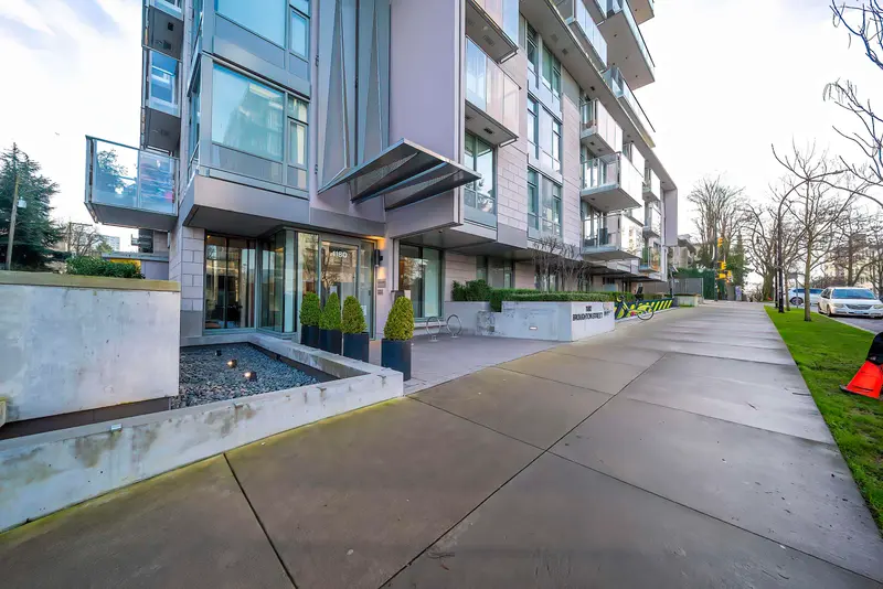 901 1180 BROUGHTON STREET - photo 2 of 25