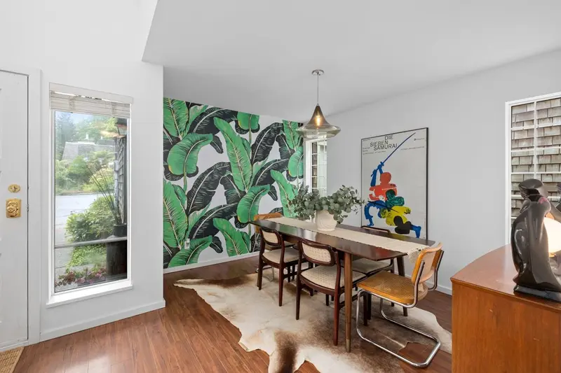 7860 MARCHWOOD PLACE - photo 4 of 25