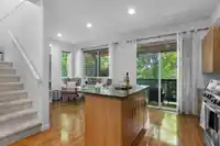 21 16772 61 AVENUE - thumbnail 5