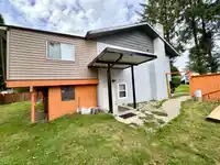 9525 125A STREET - thumbnail 12