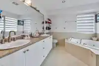 7670 150B STREET - thumbnail 17