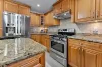 7670 150B STREET - thumbnail 9
