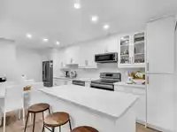 7 5925 177B STREET - thumbnail 12