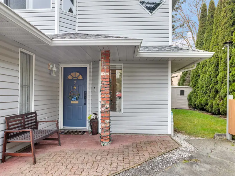 7 5925 177B STREET - photo 4 of 25