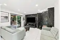 8676 146A STREET - thumbnail 7