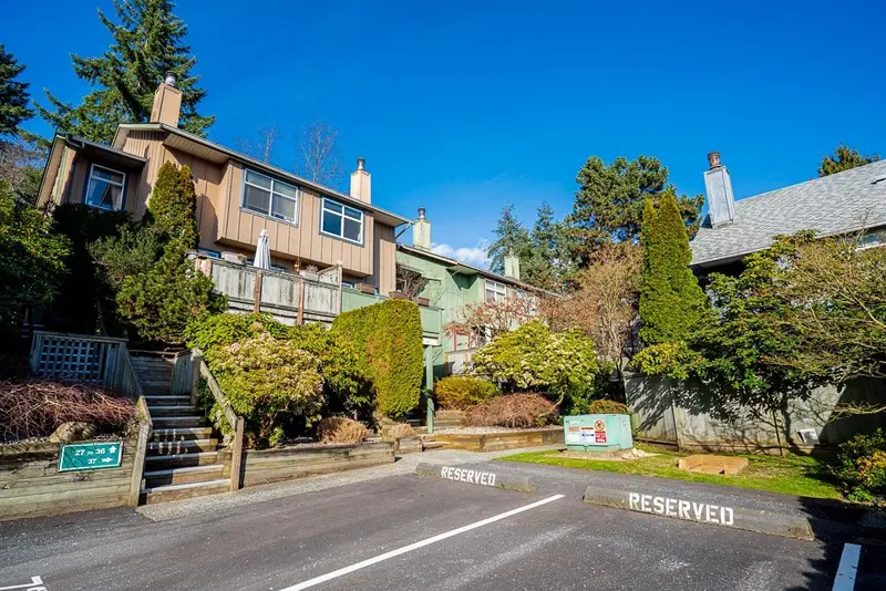 34 900 17TH STREET - photo 2 of 25