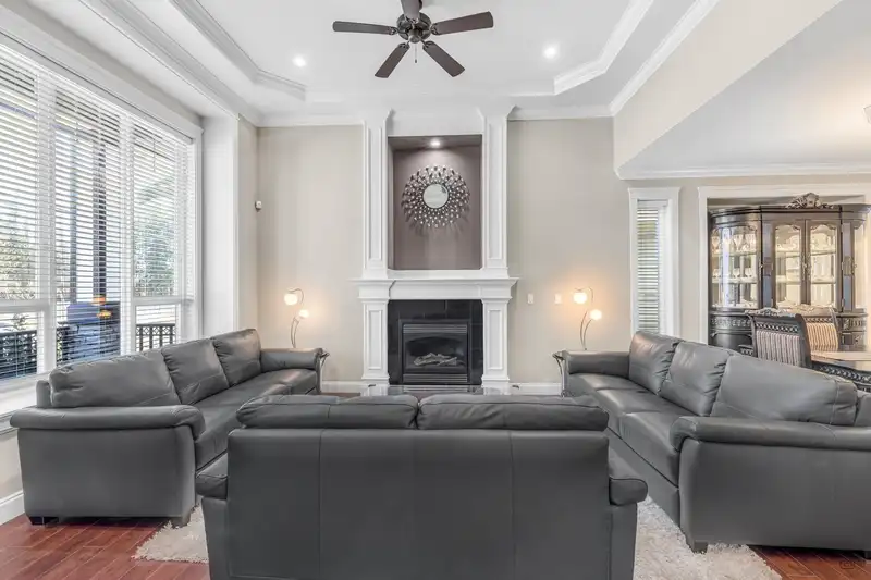 5963 125 STREET - photo 4 of 38