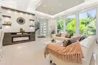 7585 143 STREET - thumbnail 5