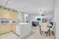 301 12083 92A AVENUE - thumbnail 1