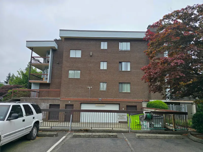 234 2279 MCCALLUM ROAD - photo 2 of 9