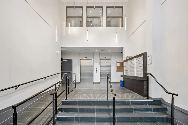 313 14257 103A AVENUE - photo 2 of 7