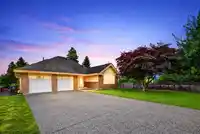 9416 163A STREET - thumbnail 2